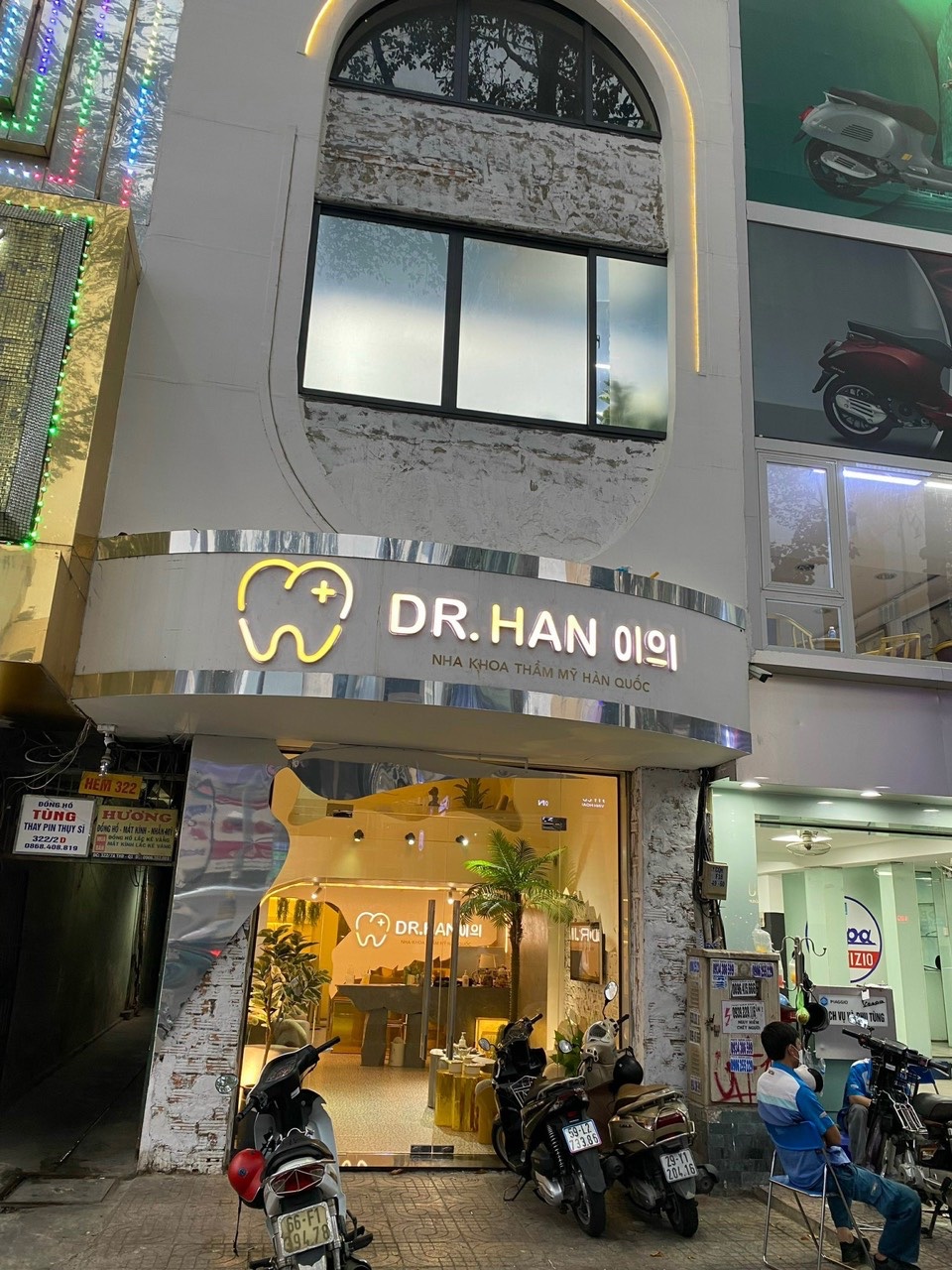 Bán nhà mặt tiền Trần Hưng Đạo Quận 1